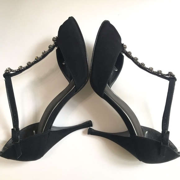 Stuart Weitzman Black Satin Peep Toe Heels Crystal Embellishment T-Strap Sz 5 - Picture 14 of 16
